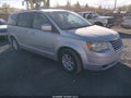2010 Chrysler Town & Country — photo 1 of 11 | VIN 2A4RR5D12AR319575