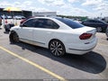 2018 Volkswagen Passat — photo 3 of 17 | VIN 1VWJM7A34JC038628