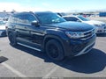 2021 Volkswagen Atlas — photo 1 of 16 | VIN 1V2TR2CA3MC508842
