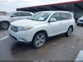 2012 Toyota Highlander — photo 2 of 17 | VIN 5TDDK3EH2CS170485