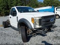 2017 Ford F-550 Chassis — photo 1 of 16 | VIN 1FDUF5GY5HEF22416