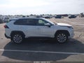 2021 Toyota RAV4 — photo 14 of 19 | VIN 2T3A1RFV2MW161976
