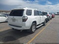2015 Toyota 4Runner — photo 4 of 17 | VIN JTEZU5JR0F5102010