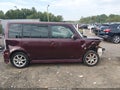 2005 Scion xB — photo 13 of 16 | VIN JTLKT334754006057