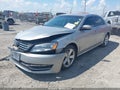2013 Volkswagen Passat — photo 2 of 17 | VIN 1VWBP7A34DC100643