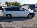 2019 Chrysler Pacifica — photo 13 of 16 | VIN 2C4RC1BGXKR665981