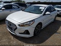 2019 Hyundai Sonata Hybrid — photo 2 of 16 | VIN KMHE54L26KA090307