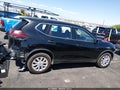 2020 Nissan Rogue Sport — photo 14 of 18 | VIN JN8AT2MT3LW040011