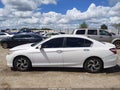 2017 Honda Accord — photo 14 of 20 | VIN 1HGCR2F31HA217709