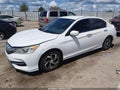 2017 Honda Accord — photo 2 of 20 | VIN 1HGCR2F31HA217709