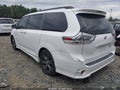 2017 Toyota Sienna — photo 3 of 17 | VIN 5TDXZ3DC5HS806855