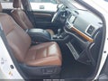 2018 Toyota Highlander — photo 5 of 18 | VIN 5TDYZRFH9JS239278