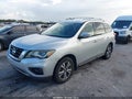 2017 Nissan Pathfinder — photo 2 of 18 | VIN 5N1DR2MN8HC913734