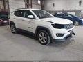 2018 Jeep Compass — photo 1 of 19 | VIN 3C4NJDBB3JT398690