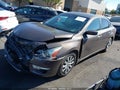 2015 Nissan Altima — photo 2 of 15 | VIN 1N4AL3AP0FN868610