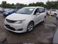 2017 Chrysler Pacifica — photo 2 of 17 | VIN 2C4RC1EG1HR635935