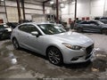 2018 Mazda 3 — photo 1 of 18 | VIN 3MZBN1V30JM199503