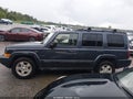 2007 Jeep Commander — photo 14 of 16 | VIN 1J8HH48K57C553558