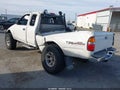2000 Toyota Tacoma — photo 3 of 17 | VIN 5TEWN72N9YZ713567
