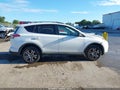 2016 Toyota RAV4 — photo 13 of 16 | VIN 2T3ZFREV6GW252971
