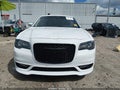 2023 Chrysler 300 — photo 13 of 17 | VIN 2C3CCADG6PH648745
