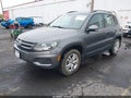 2016 Volkswagen Tiguan — photo 2 of 16 | VIN WVGBV7AX1GW590257