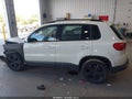 2017 Volkswagen Tiguan — photo 14 of 16 | VIN WVGBV7AXXHK001084