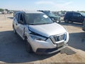 2020 Nissan Kicks — photo 1 of 15 | VIN 3N1CP5BVXLL524930