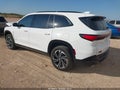 2025 Buick Enclave — photo 3 of 18 | VIN 5GAERBRS3SJ252304