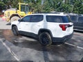 2023 GMC Acadia — photo 3 of 16 | VIN 1GKKNULS2PZ155836