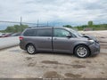 2011 Toyota Sienna — photo 13 of 16 | VIN 5TDYK3DC3BS104078