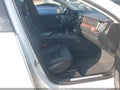 2024 Volvo XC60 — photo 5 of 16 | VIN YV4L12RLXR1911735