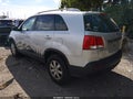 2011 Kia Sorento — photo 3 of 16 | VIN 5XYKT3A10BG099134