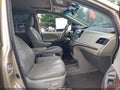 2014 Toyota Sienna — photo 5 of 17 | VIN 5TDYK3DC6ES484893