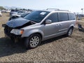 2014 Chrysler Town & Country — photo 2 of 21 | VIN 2C4RC1BG5ER218706