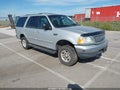 2002 Ford Expedition — photo 1 of 11 | VIN 1FMPU16L02LA60383