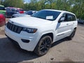 2017 Jeep Grand Cherokee — photo 2 of 16 | VIN 1C4RJFAG4HC726912