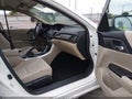 2013 Honda Accord — photo 5 of 17 | VIN 1HGCR2F30DA240456