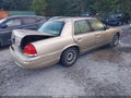 2000 Ford Crown Victoria — photo 4 of 15 | VIN 2FAFP74W6YX123902
