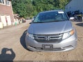 2016 Honda Odyssey — photo 12 of 16 | VIN 5FNRL5H35GB146965