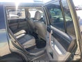 2011 Toyota Highlander — photo 8 of 17 | VIN 5TDDK3EH4BS052288