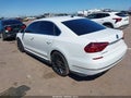 2017 Volkswagen Passat — photo 3 of 16 | VIN 1VWGT7A39HC009259