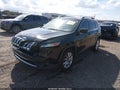2015 Jeep Cherokee — photo 2 of 16 | VIN 1C4PJLDB9FW632851