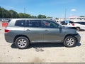 2011 Toyota Highlander — photo 13 of 18 | VIN 5TDZK3EH0BS037700