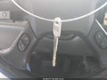 2005 Chevrolet Silverado 1500 — photo 11 of 21 | VIN 2GCEK19B751349999