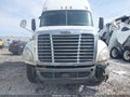 2016 Freightliner Cascadia 125 — photo 13 of 17 | VIN 3AKJGLD66GSHD2850
