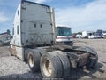 2016 Freightliner Cascadia 125 — photo 3 of 17 | VIN 3AKJGLD66GSHD2850