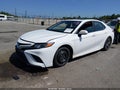 2018 Toyota Camry — photo 2 of 16 | VIN 4T1B11HKXJU595155