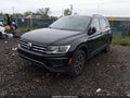 2021 Volkswagen Tiguan — photo 2 of 16 | VIN 3VV3B7AX4MM115197