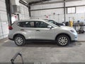 2017 Nissan Rogue Sport — photo 14 of 17 | VIN JN8AT2MT1HW136761